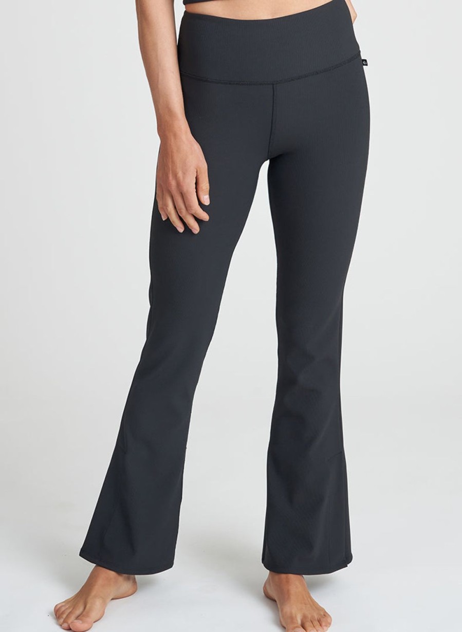 Bottoms Thrive Societe | Side Slit Flare Legging